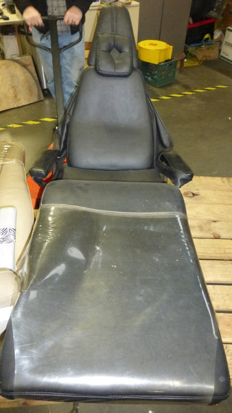Vacudent X5-I-1400-SBB Patient Chair