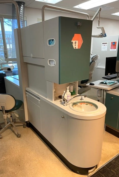 Cabinets Adec – Pre-Owned Dental Inc.