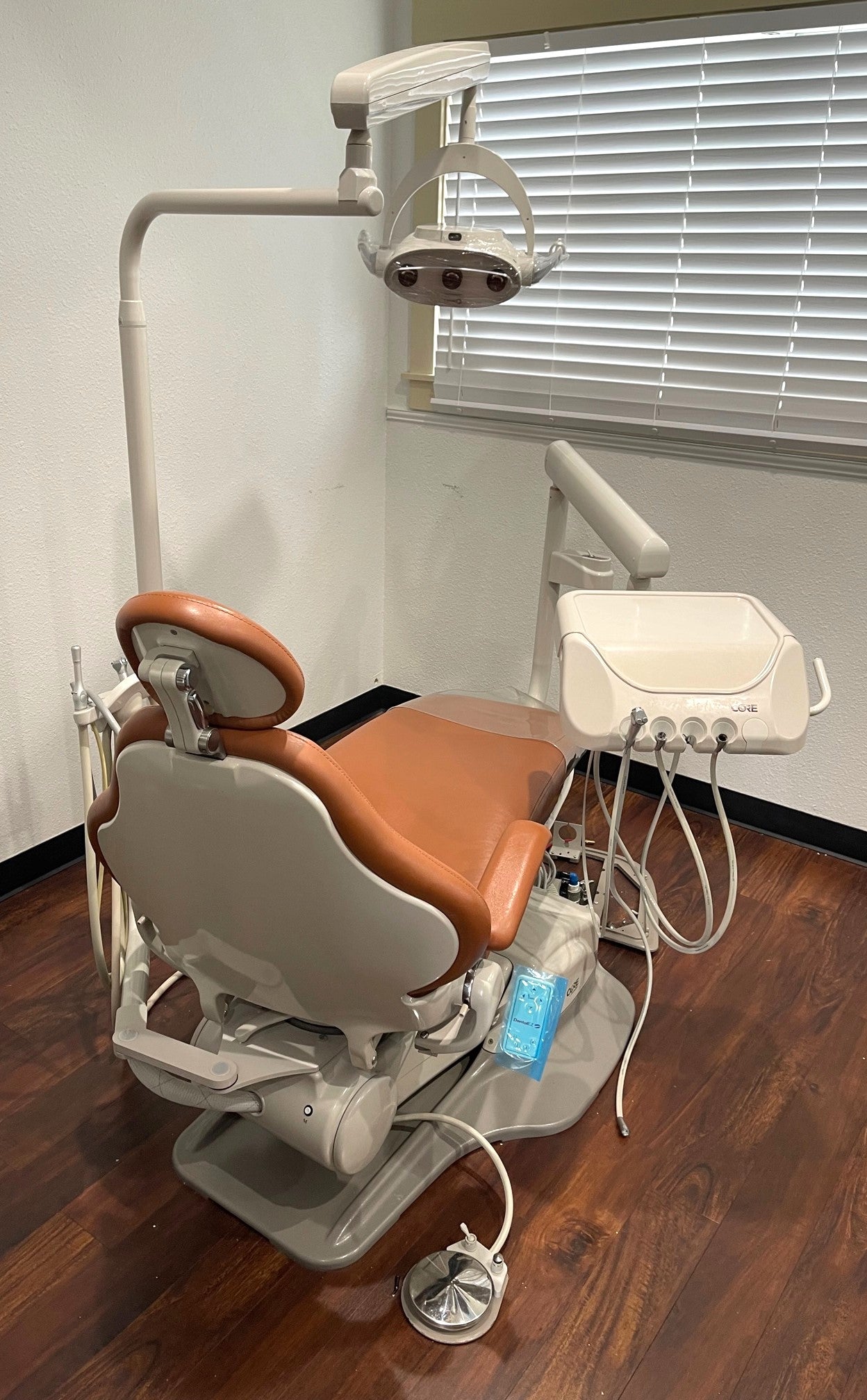 Chairs - DentalEZ  Pre-Owned Dental Inc.